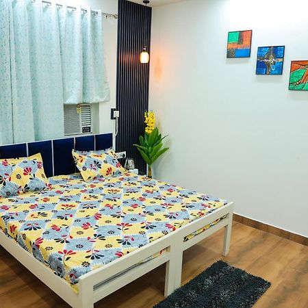 Agrah Stay - Kasa Lusso Stay Faridabad Ngoại thất bức ảnh