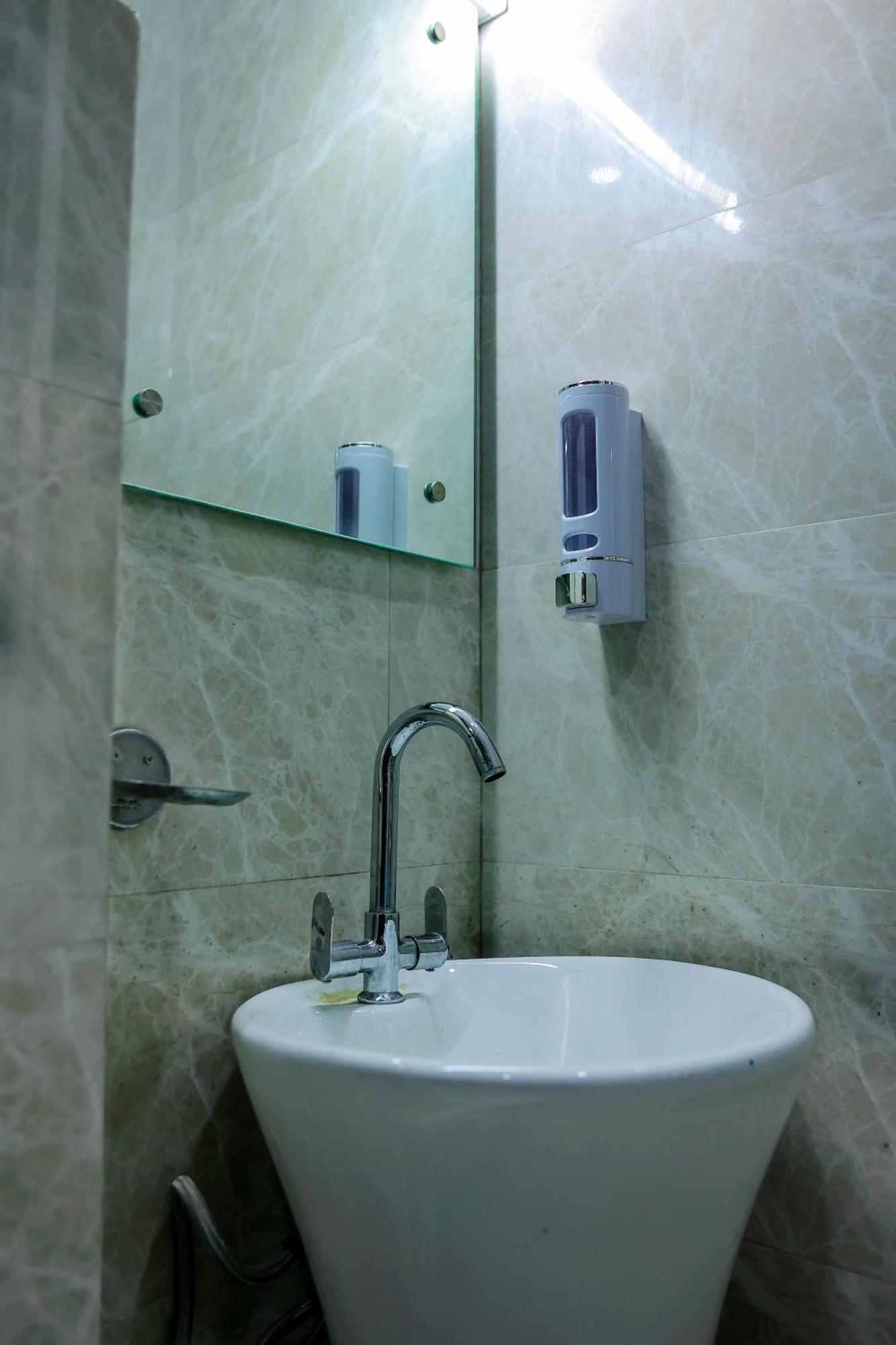 Agrah Stay - Kasa Lusso Stay Faridabad Ngoại thất bức ảnh