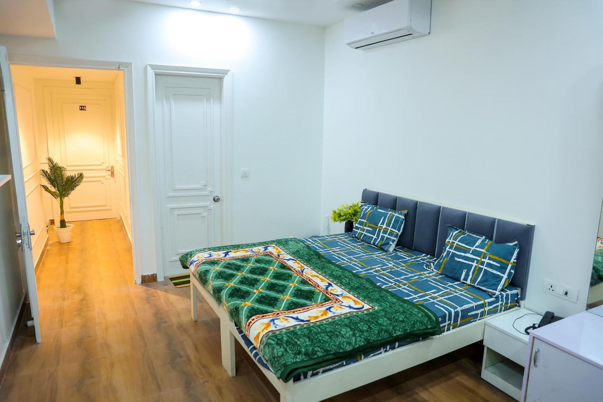 Agrah Stay - Kasa Lusso Stay Faridabad Ngoại thất bức ảnh