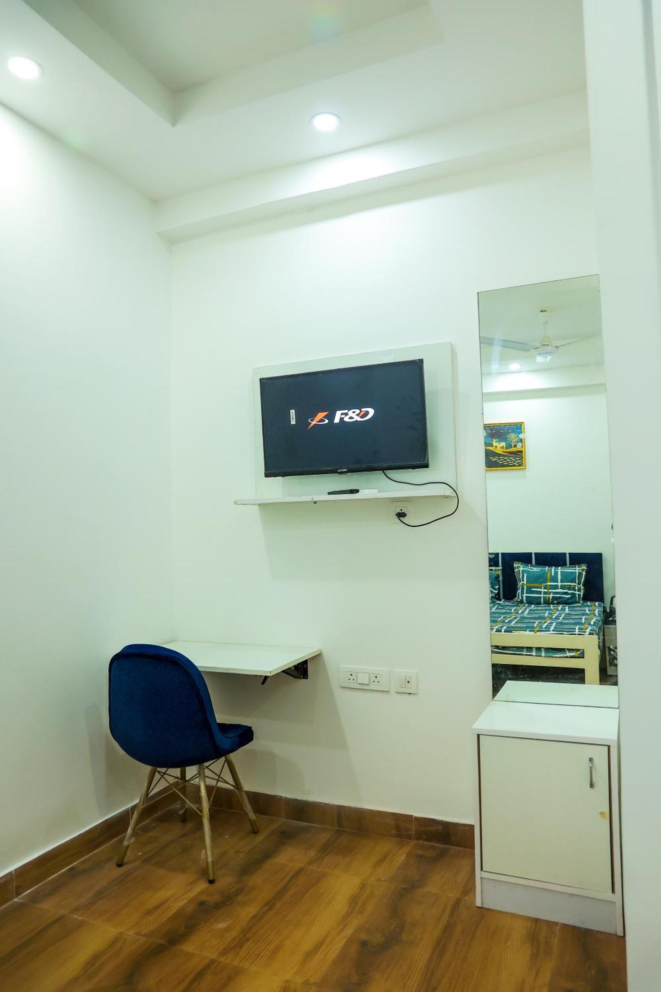 Agrah Stay - Kasa Lusso Stay Faridabad Ngoại thất bức ảnh